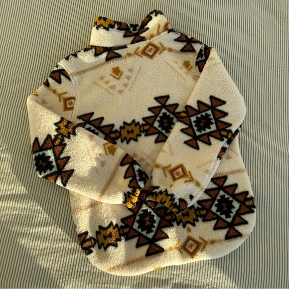 Aztec Patterned Cream Sweater - Picture 4 of 7